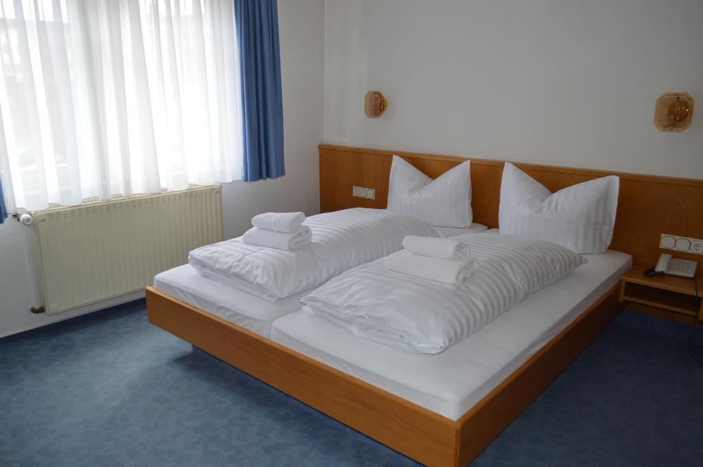 Gasthof Hotel Loewen บาดบูเคา ห้อง รูปภาพ